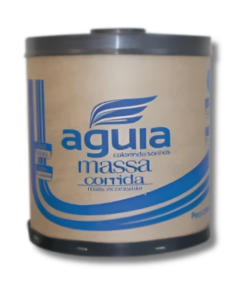 Sobre o produto A Barrica de Massa PVA Interna de 21kg do fabricante Águia é uma opção robusta e versátil para aplicações internas, oferecendo uma solução eficaz para trabalhos de revestimento e acabamento de superfícies. Fabricada pela renomada Águia, essa barrica destaca-se por sua qualidade e desempenho. Com um peso de 21kg, a Barrica de Massa PVA Interna é projetada para atender a necessidades significativas de cobertura em projetos internos. Seu formato em barrica facilita o transporte e a manipulação durante o processo de aplicação, proporcionando praticidade aos profissionais. Esta massa PVA é formulada para aplicações internas, oferecendo uma aderência eficaz em superfícies como paredes e tetos. Sua composição é ideal para o nivelamento de imperfeições, proporcionando um acabamento suave e uniforme. A aplicação da Barrica de Massa PVA Interna da Águia é projetada para ser eficiente, permitindo uma cobertura adequada com fácil espalhamento. Sua fórmula PVA confere boa aderência, facilitando o processo de pintura posterior. Em resumo, a Barrica de Massa PVA Interna de 21kg do fabricante Águia destaca-se como uma escolha confiável para projetos de revestimento interno, proporcionando um acabamento de qualidade e facilitando o processo de preparação para pintura. Certifique-se de seguir as orientações do fabricante para garantir o melhor desempenho durante a aplicação. [divider] Sobre nós Bem-vindo ao Atacadão dos Pisos, o destino final para todas as suas necessidades de materiais de construção! Com nossa ampla gama de produtos, ajudamos você a construir a casa dos seus sonhos. Nossa loja tem tudo que você precisa, desde pisos até revestimentos e muito mais. Além disso, com mais de 300 modelos de pisos e revestimentos à sua escolha, você encontra exatamente o que procura para dar o acabamento perfeito à sua casa. Entendemos que o tempo é fundamental quando se trata de projetos de construção. Por isso, oferecemos entrega em até 48 horas dentro do estado do Rio de Janeiro. Dessa forma, você não precisa se preocupar com atrasos ou tempos de espera prolongados. Nós temos você coberto! No Atacadão dos Pisos, também proporcionamos opções de pagamento flexíveis para facilitar sua compra. Você pode pagar em até 10 vezes sem juros, permitindo que você se concentre na construção da sua casa sem se preocupar com o encargo financeiro. Queremos fazer parte da sua felicidade, ajudando na construção da casa dos sonhos. Reconhecemos que uma casa confortável e acolhedora é essencial para o bem-estar geral. Por isso, queremos ajudá-lo a alcançar essa felicidade, fornecendo-lhe os melhores materiais de construção. Convidamo-lo a visitar a nossa loja física, onde o nosso pessoal simpático e experiente terá todo o prazer em ajudá-lo na sua compra. Estamos localizados em Av. Presidente Lincoln, 411 ou 410 | Jardim Meriti - São João de Meriti, RJ, e mal podemos esperar para recebê-lo! Venha e veja você mesmo porque o Atacadão dos Pisos é a melhor escolha para todas as suas necessidades, proporcionando uma casa recheada de felicidade para você e sua família. Veja mais como o Barrica de Massa clicando aqui !!