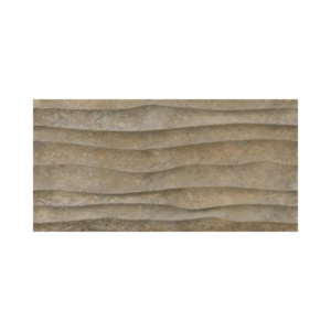 Sobre o produto O Revestimento 36470 da Incefra possui um acabamento acetinado, oferecendo uma superfície suave e discreta que minimiza o reflexo da luz, conferindo um toque de elegância ao ambiente. Este acabamento é também altamente resistente a manchas d'água, garantindo durabilidade e facilidade de manutenção, sendo ideal para áreas úmidas ou de alta utilização. A estampa marrom com relevo ondulado proporciona um visual texturizado e contemporâneo. A cor marrom, combinada com o relevo ondulado, cria uma sensação de profundidade e dinamismo, enriquecendo a decoração do ambiente. Com uma variação de 1 face, o padrão é consistente, proporcionando uniformidade e coesão estética. Com dimensões de 35 centímetros por 70 centímetros, este revestimento retangular é versátil e adequado para uma ampla gama de aplicações em espaços residenciais e comerciais. O tamanho das peças facilita a criação de superfícies contínuas, minimizando o número de juntas visíveis e resultando em um visual mais uniforme e sofisticado. Ademais, a borda retificada oferece um acabamento preciso e uniforme, permitindo a instalação com juntas mínimas. Esse tipo de borda é perfeito para quem busca um visual moderno e elegante, garantindo um acabamento limpo e sofisticado nas superfícies revestidas. [divider] Sobre nós Bem-vindo ao Atacadão dos Pisos, o destino final para todas as suas necessidades de materiais de construção! Com nossa ampla gama de produtos, ajudamos você a construir a casa dos seus sonhos. Nossa loja tem tudo que você precisa, desde pisos até revestimentos e muito mais. Além disso, com mais de 300 modelos de pisos e revestimentos à sua escolha, você encontra exatamente o que procura para dar o acabamento perfeito à sua casa. Entendemos que o tempo é fundamental quando se trata de projetos de construção. Por isso, oferecemos entrega em até 48 horas dentro do estado do Rio de Janeiro. Dessa forma, você não precisa se preocupar com atrasos ou tempos de espera prolongados. Nós temos você coberto! No Atacadão dos Pisos, também proporcionamos opções de pagamento flexíveis para facilitar sua compra. Você pode pagar em até 10 vezes sem juros, permitindo que você se concentre na construção da sua casa sem se preocupar com o encargo financeiro. Queremos fazer parte da sua felicidade, ajudando na construção da casa dos sonhos. Reconhecemos que uma casa confortável e acolhedora é essencial para o bem-estar geral. Por isso, queremos ajudá-lo a alcançar essa felicidade, fornecendo-lhe os melhores materiais de construção. Convidamo-lo a visitar a nossa loja física, onde o nosso pessoal simpático e experiente terá todo o prazer em ajudá-lo na sua compra. Estamos localizados em Av. Presidente Lincoln, 411 ou 410 | Jardim Meriti - São João de Meriti, RJ, e mal podemos esperar para recebê-lo! Venha e veja você mesmo porque o Atacadão dos Pisos é a melhor escolha para todas as suas necessidades, proporcionando uma casa recheada de felicidade para você e sua família. Veja Mais Como O Revestimento 36470 Clicando Aqui!