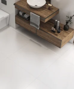 Sobre o produto O Cristal Branco Neve da Carmelo Fior oferece um acabamento acetinado, conferindo um toque suave e elegante ao ambiente. Com borda retificada para uma instalação precisa, esse modelo apresenta uma estampa branco liso, ideal para criar ambientes luminosos e modernos. Suas generosas dimensões de 75 cm por 75 cm proporcionam uma sensação de amplitude e sofisticação ao espaço. Este revestimento é uma escolha versátil e atemporal para pisos e paredes, combinando beleza e durabilidade. [divider] Sobre nós Bem-vindo ao Atacadão dos Pisos, o destino final para todas as suas necessidades de materiais de construção! Com nossa ampla gama de produtos, ajudamos você a construir a casa dos seus sonhos. Nossa loja tem tudo que você precisa, desde pisos até revestimentos e muito mais. Além disso, com mais de 300 modelos de pisos e revestimentos à sua escolha, você encontra exatamente o que procura para dar o acabamento perfeito à sua casa. Entendemos que o tempo é fundamental quando se trata de projetos de construção. Por isso, oferecemos entrega em até 48 horas dentro do estado do Rio de Janeiro. Dessa forma, você não precisa se preocupar com atrasos ou tempos de espera prolongados. Nós temos você coberto! No Atacadão dos Pisos, também proporcionamos opções de pagamento flexíveis para facilitar sua compra. Você pode pagar em até 10 vezes sem juros, permitindo que você se concentre na construção da sua casa sem se preocupar com o encargo financeiro. Queremos fazer parte da sua felicidade, ajudando na construção da casa dos sonhos. Reconhecemos que uma casa confortável e acolhedora é essencial para o bem-estar geral. Por isso, queremos ajudá-lo a alcançar essa felicidade, fornecendo-lhe os melhores materiais de construção. Convidamo-lo a visitar a nossa loja física, onde o nosso pessoal simpático e experiente terá todo o prazer em ajudá-lo na sua compra. Estamos localizados em Av. Presidente Lincoln, 411 ou 410 | Jardim Meriti - São João de Meriti, RJ, e mal podemos esperar para recebê-lo! Venha e veja você mesmo porque o Atacadão dos Pisos é a melhor escolha para todas as suas necessidades, proporcionando uma casa recheada de felicidade para você e sua família. Veja mais como o Cristal Branco Neve clicando aqui !! 