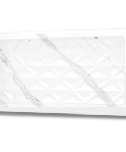 Sobre o produto O nicho simples branco marmorizado Kasabelle Elegance apresenta um design sofisticado e funcional, ideal para aprimorar a organização e estilo do seu banheiro. Com dimensões compactas de 35 cm por 65 cm, este nicho se destaca por sua versatilidade e estética moderna. As medidas cuidadosamente pensadas permitem que o nicho se encaixe perfeitamente em espaços de banheiros, proporcionando uma solução prática para armazenar itens essenciais sem comprometer o estilo. A tonalidade elegante confere um toque de sofisticação ao ambiente, adicionando um elemento contemporâneo ao seu banheiro. Esta cor versátil combina facilmente com diferentes esquemas de decoração, tornando-se uma escolha atemporal. Fabricado com materiais de alta qualidade, o nicho Kasabelle é resistente à umidade e durável, tornando-o perfeito para ambientes úmidos, como o banheiro, e garantindo a longevidade do produto. O design inteligente do nicho permite uma instalação fácil e rápida. Seu sistema de fixação robusto assegura que o nicho permaneça seguro e estável após a montagem. Com espaço interno amplo, é ideal para organizar itens de higiene pessoal, como shampoos, sabonetes e outros produtos essenciais. Além disso, o topo plano proporciona um local elegante para exibir decorações, plantas ou acessórios que complementam o estilo do banheiro. O nicho simples branco marmorizado Kasabelle Elegance combina funcionalidade e estética, oferecendo uma solução prática para a organização do seu banheiro, enquanto adiciona um toque de modernidade ao ambiente. [divider] Sobre nós Bem-vindo ao Atacadão dos Pisos, o destino final para todas as suas necessidades de materiais de construção! Com nossa ampla gama de produtos, ajudamos você a construir a casa dos seus sonhos. Nossa loja tem tudo que você precisa, desde pisos até revestimentos e muito mais. Além disso, com mais de 300 modelos de pisos e revestimentos à sua escolha, você encontra exatamente o que procura para dar o acabamento perfeito à sua casa. Entendemos que o tempo é fundamental quando se trata de projetos de construção. Por isso, oferecemos entrega em até 48 horas dentro do estado do Rio de Janeiro. Dessa forma, você não precisa se preocupar com atrasos ou tempos de espera prolongados. Nós temos você coberto! No Atacadão dos Pisos, também proporcionamos opções de pagamento flexíveis para facilitar sua compra. Você pode pagar em até 10 vezes sem juros, permitindo que você se concentre na construção da sua casa sem se preocupar com o encargo financeiro. Queremos fazer parte da sua felicidade, ajudando na construção da casa dos sonhos. Reconhecemos que uma casa confortável e acolhedora é essencial para o bem-estar geral. Por isso, queremos ajudá-lo a alcançar essa felicidade, fornecendo-lhe os melhores materiais de construção. Convidamo-lo a visitar a nossa loja física, onde o nosso pessoal simpático e experiente terá todo o prazer em ajudá-lo na sua compra. Estamos localizados em Av. Presidente Lincoln, 411 ou 410 | Jardim Meriti - São João de Meriti, RJ, e mal podemos esperar para recebê-lo! Venha e veja você mesmo porque o Atacadão dos Pisos é a melhor escolha para todas as suas necessidades, proporcionando uma casa recheada de felicidade para você e sua família. Veja mais como o Nicho Simples Branco Marmorizado clicando aqui !!