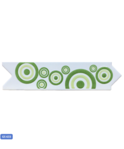 Sobre o produto  A faixa Decorativa GS 633 da Giseli, apresenta um encantador padrão de espirais verdes, proporcionando uma atmosfera leve e elegante. Com variação de 1 face na superfície e acabamento brilhante, esta faixa é ideal para decorar áreas internas, especialmente cozinhas. As espirais verdes adicionam um toque de frescor ao ambiente, criando uma atmosfera acolhedora. Com dimensões de 8 por 30 centímetros, esta faixa oferece versatilidade na aplicação, permitindo que você crie composições personalizadas e destaque áreas específicas da sua cozinha. Seu acabamento brilhante confere um toque de sofisticação, refletindo a luz e ampliando visualmente o espaço. Ideal para quem busca uma decoração única e charmosa, a faixa Decorativa GS 633 da Giseli é a escolha perfeita para transformar sua cozinha em um ambiente cheio de estilo e personalidade. Experimente adicionar esse toque especial à sua decoração, tornando seu espaço ainda mais encantador. [divider] Sobre nós  Bem-vindo ao Atacadão dos Pisos, o destino final para todas as suas necessidades de materiais de construção! Com nossa ampla gama de produtos, ajudamos você a construir a casa dos seus sonhos. Nossa loja tem tudo que você precisa, desde pisos até revestimentos e muito mais. Além disso, com mais de 300 modelos de pisos e revestimentos à sua escolha, você encontra exatamente o que procura para dar o acabamento perfeito à sua casa. Entendemos que o tempo é fundamental quando se trata de projetos de construção. Por isso, oferecemos entrega em até 48 horas dentro do estado do Rio de Janeiro. Dessa forma, você não precisa se preocupar com atrasos ou tempos de espera prolongados. Nós temos você coberto! No Atacadão dos Pisos, também proporcionamos opções de pagamento flexíveis para facilitar sua compra. Você pode pagar em até 10 vezes sem juros, permitindo que você se concentre na construção da sua casa sem se preocupar com o encargo financeiro. Queremos fazer parte da sua felicidade, ajudando na construção da casa dos sonhos. Reconhecemos que uma casa confortável e acolhedora é essencial para o bem-estar geral. Por isso, queremos ajudá-lo a alcançar essa felicidade, fornecendo-lhe os melhores materiais de construção. Convidamo-lo a visitar a nossa loja física, onde o nosso pessoal simpático e experiente terá todo o prazer em ajudá-lo na sua compra. Estamos localizados em Av. Presidente Lincoln, 411 ou 410 | Jardim Meriti - São João de Meriti, RJ, e mal podemos esperar para recebê-lo! Venha e veja você mesmo porque o Atacadão dos Pisos é a melhor escolha para todas as suas necessidades, proporcionando uma casa recheada de felicidade para você e sua família. Veja mais como o Faixa Decorativa GS 633 clicando aqui!